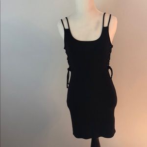 Black bodycon dress